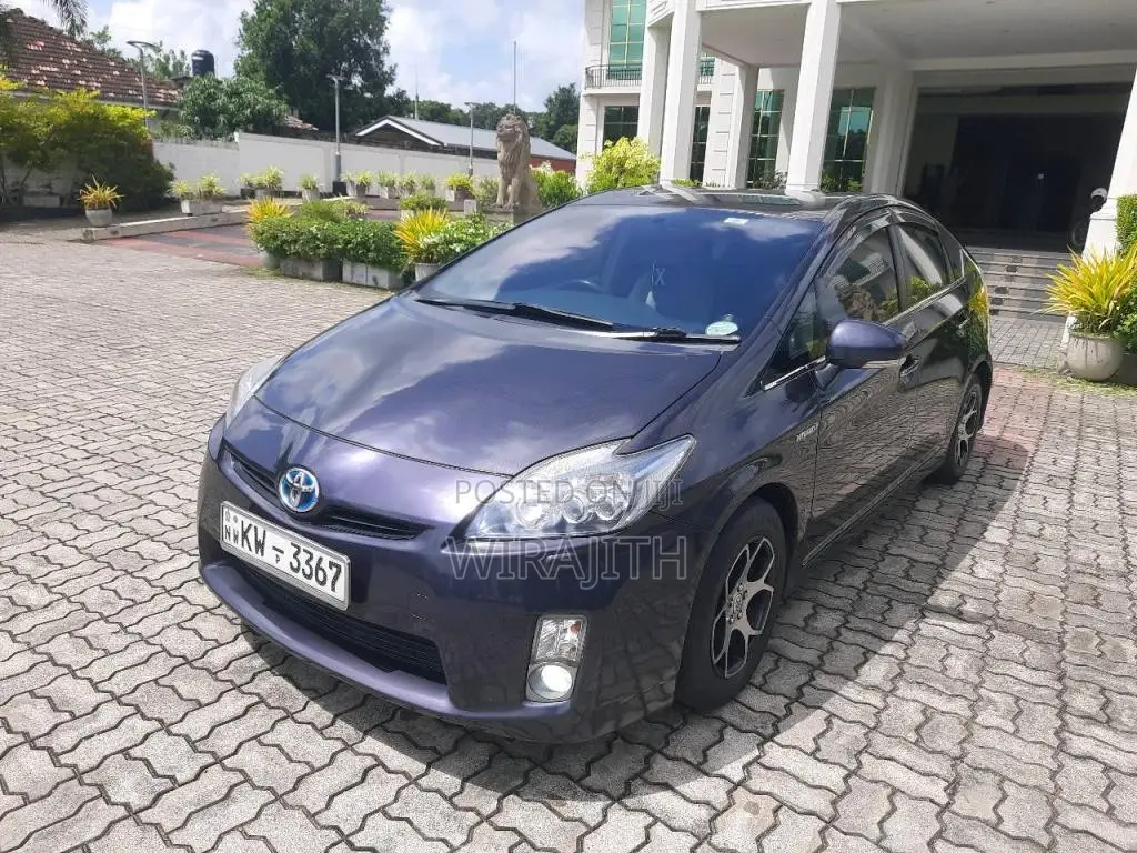 Toyota Prius S Touring 2011 Car (Used)