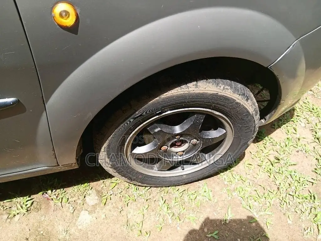 Micro Trend 2010 Car (Used)