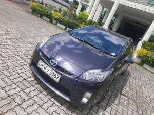 Toyota Prius S Touring 2011 Car (Used)