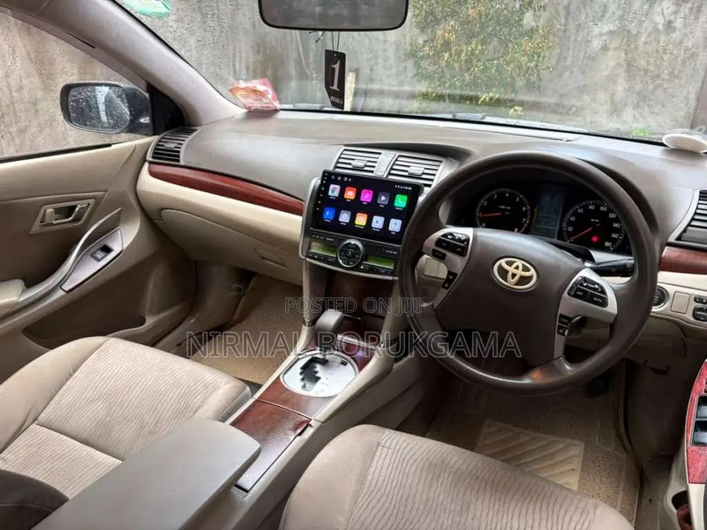 Toyota Premio 2011 Car (Used)