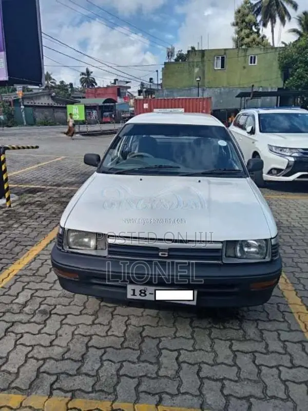 Toyota Corolla 1990 Car (Used)