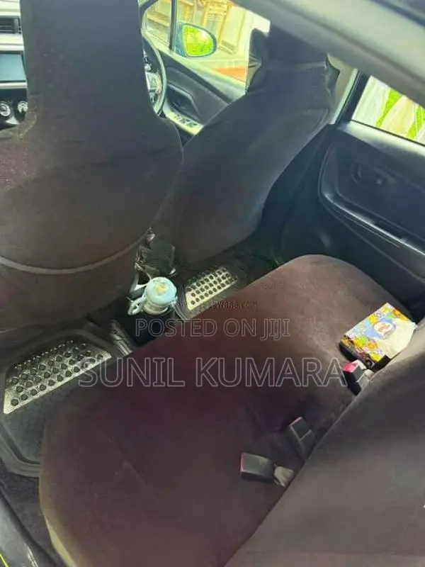 Toyota Vitz 2017 Car (Used)