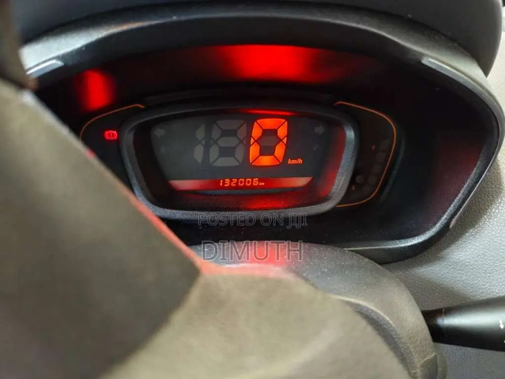 Renault Kwid Rxt 2016 Car (Used)