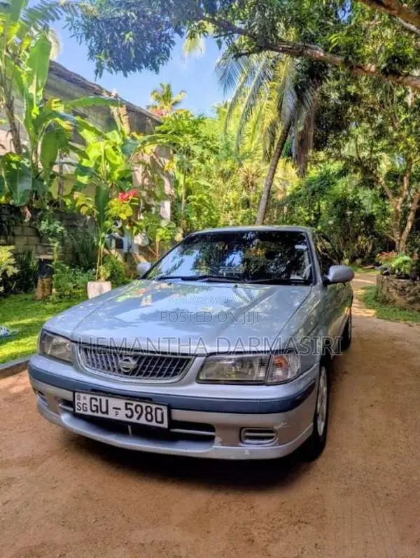 Nissan FB15 2000 Car (Used)