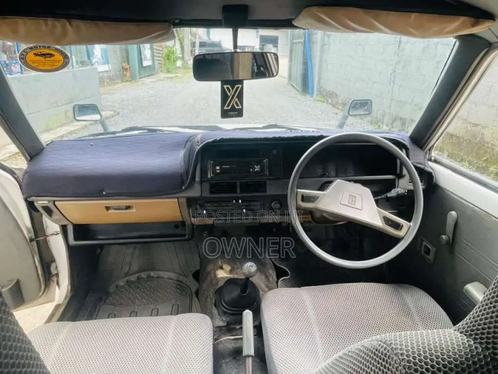 Toyota Corolla Dx Wagon KE74 1984 Car (Used)