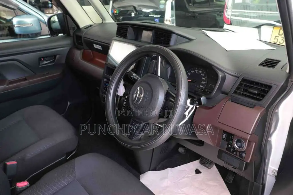 Toyota Tank 2017 Car (Used)