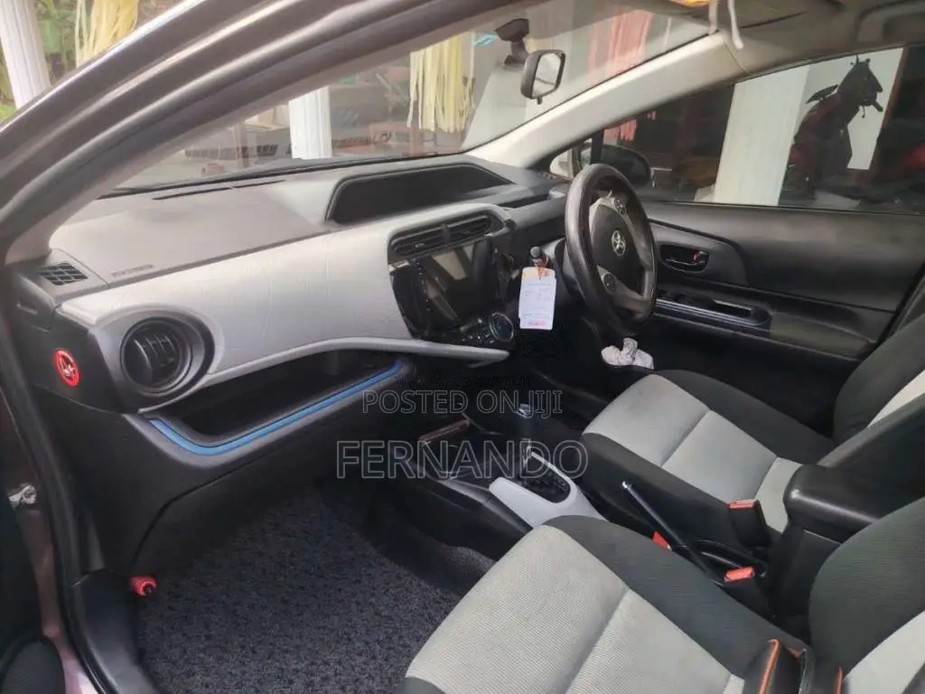 Toyota Aqua 2014 Car (Used)