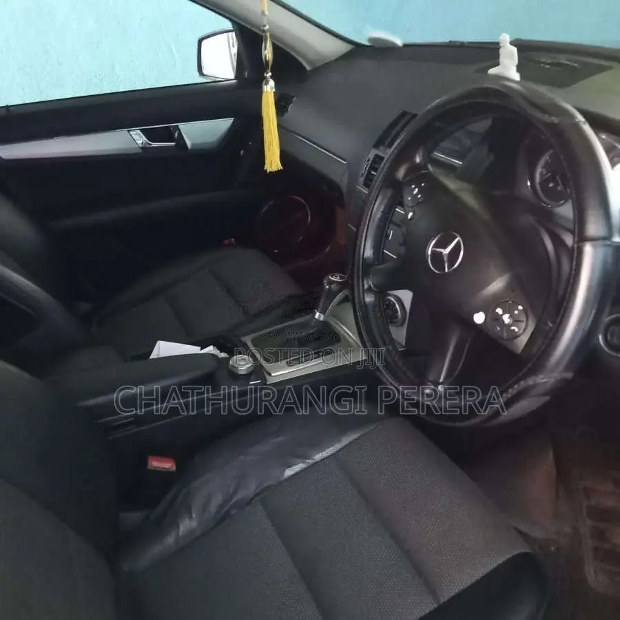 Mercedes-Benz C180 2010 Car (Used)