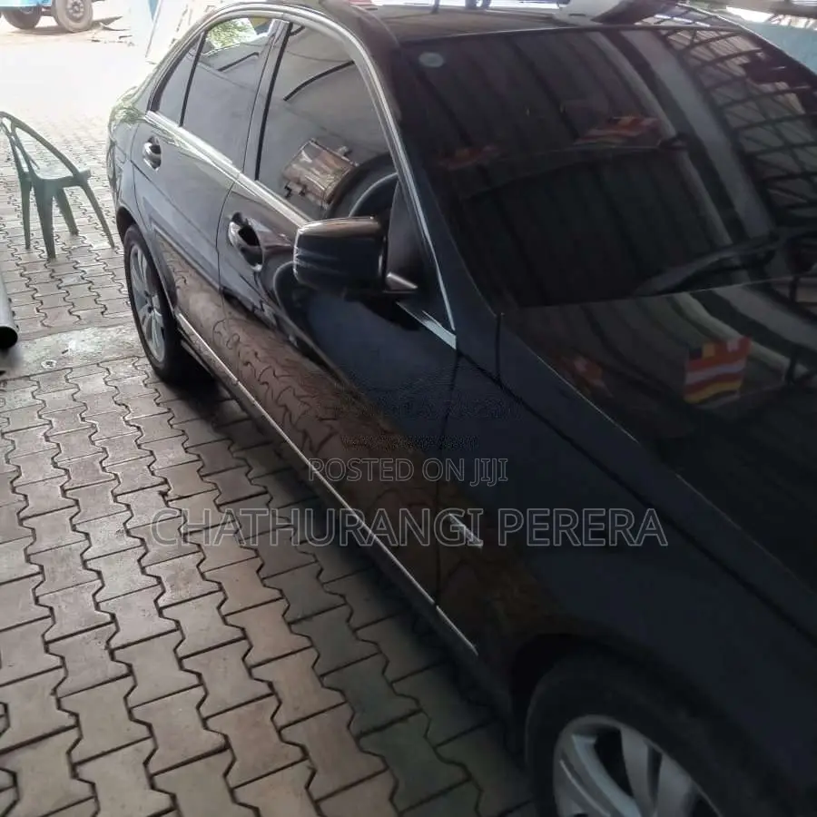Mercedes-Benz C180 2010 Car (Used)