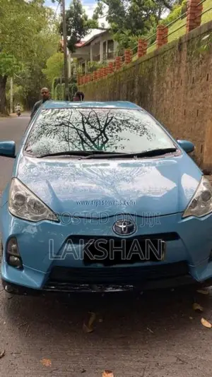 Toyota Aqua G 2013 Car (Used)
