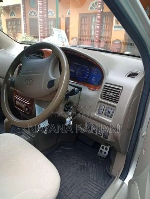 Kia Carens 2001 Car (Used)