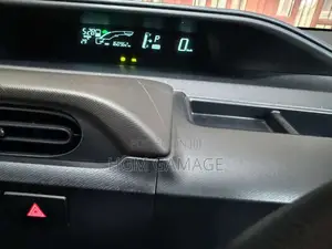 Toyota Aqua 2014 Car (Used)