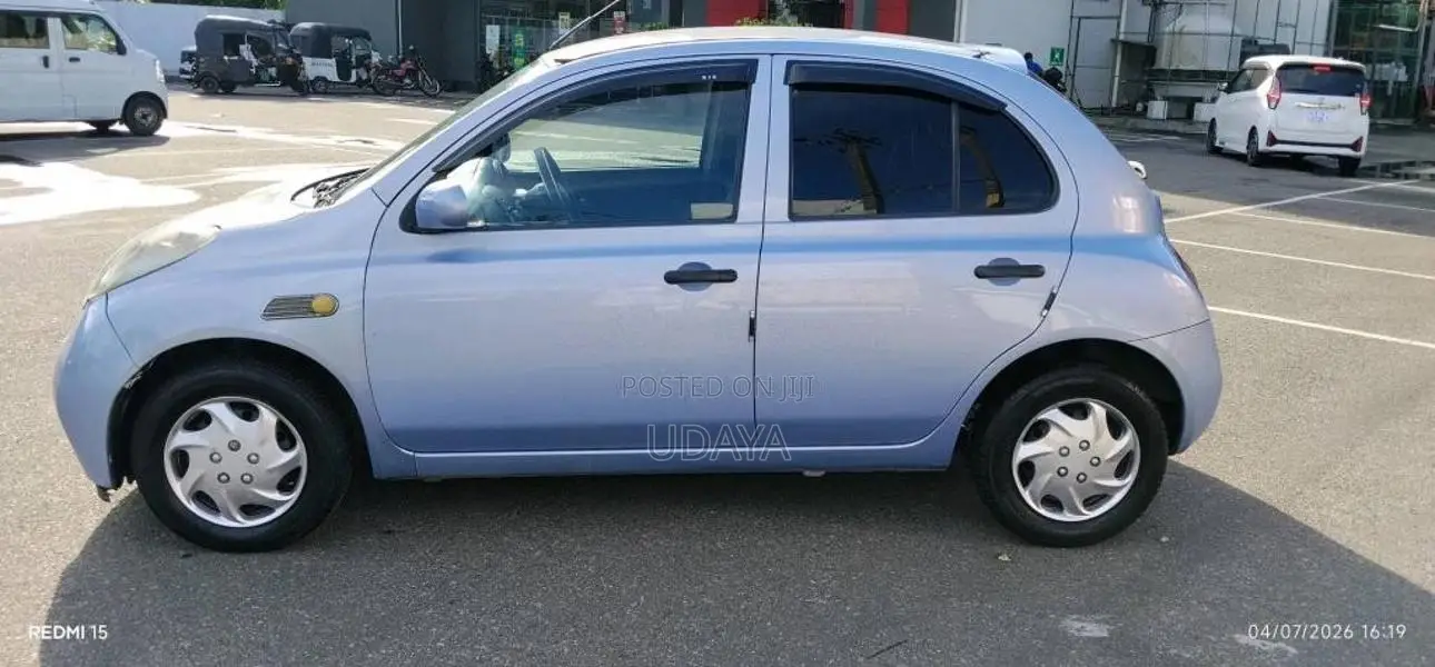 Nissan March AK12 2002 Car (Used)