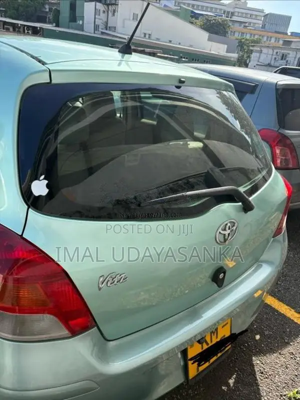 Toyota Vitz 2008 Car (Used)