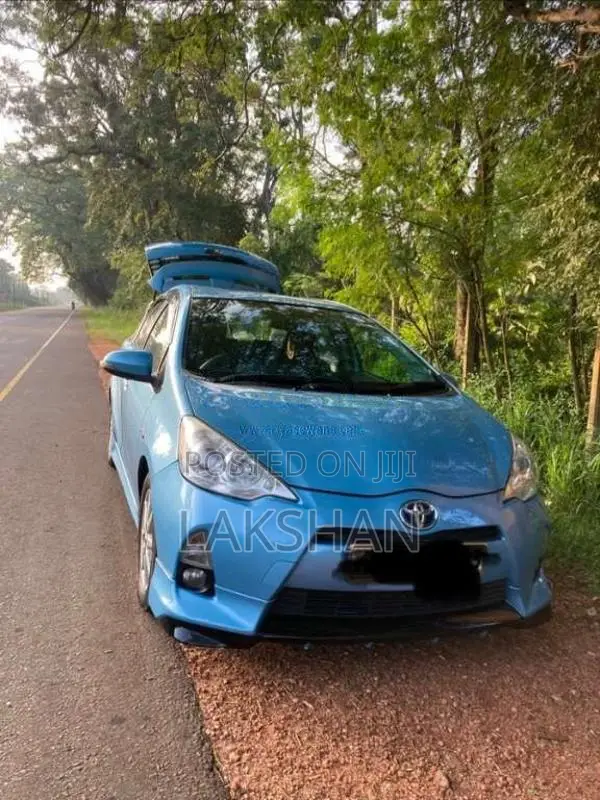 Toyota Aqua G 2013 Car (Used)
