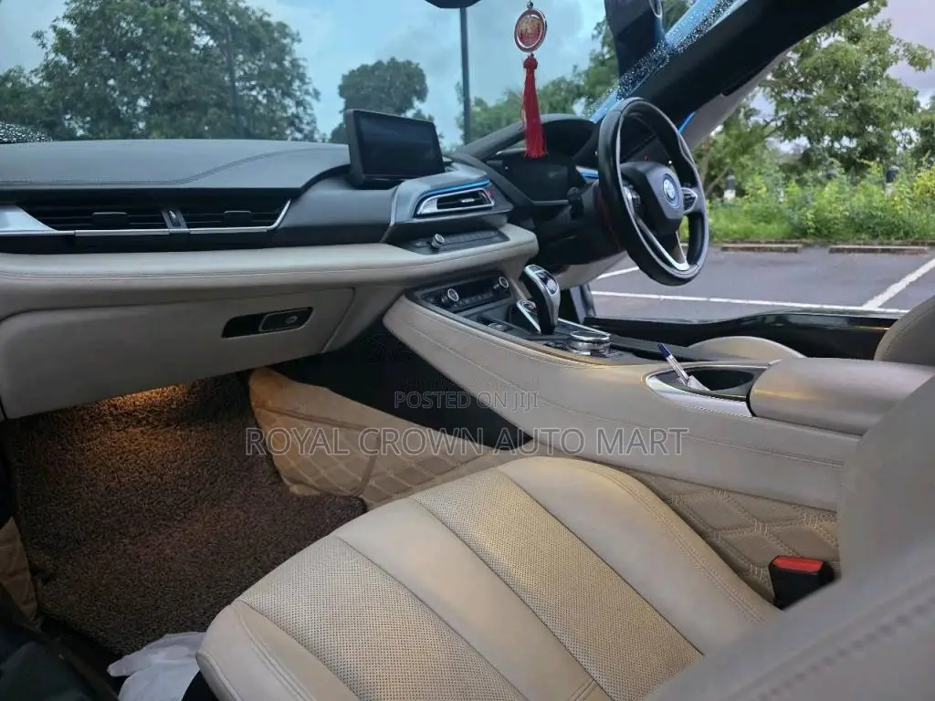 BMW I8 2019 Car (Used)