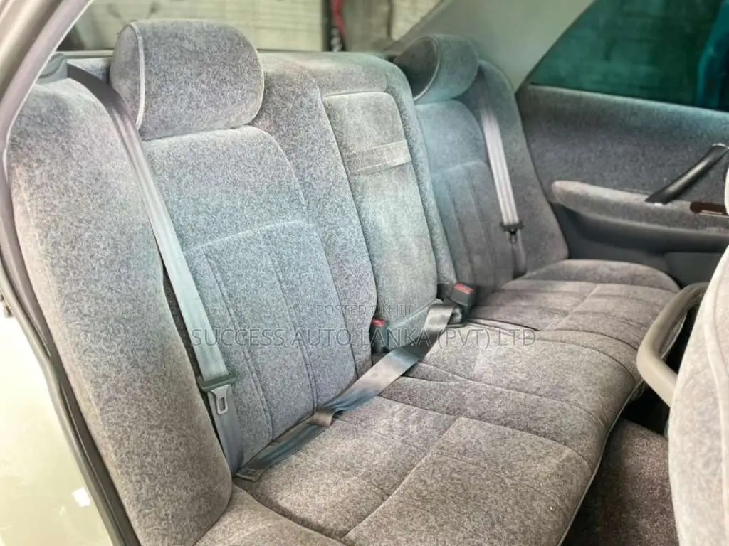 Toyota Crown 1998 Car (Used)