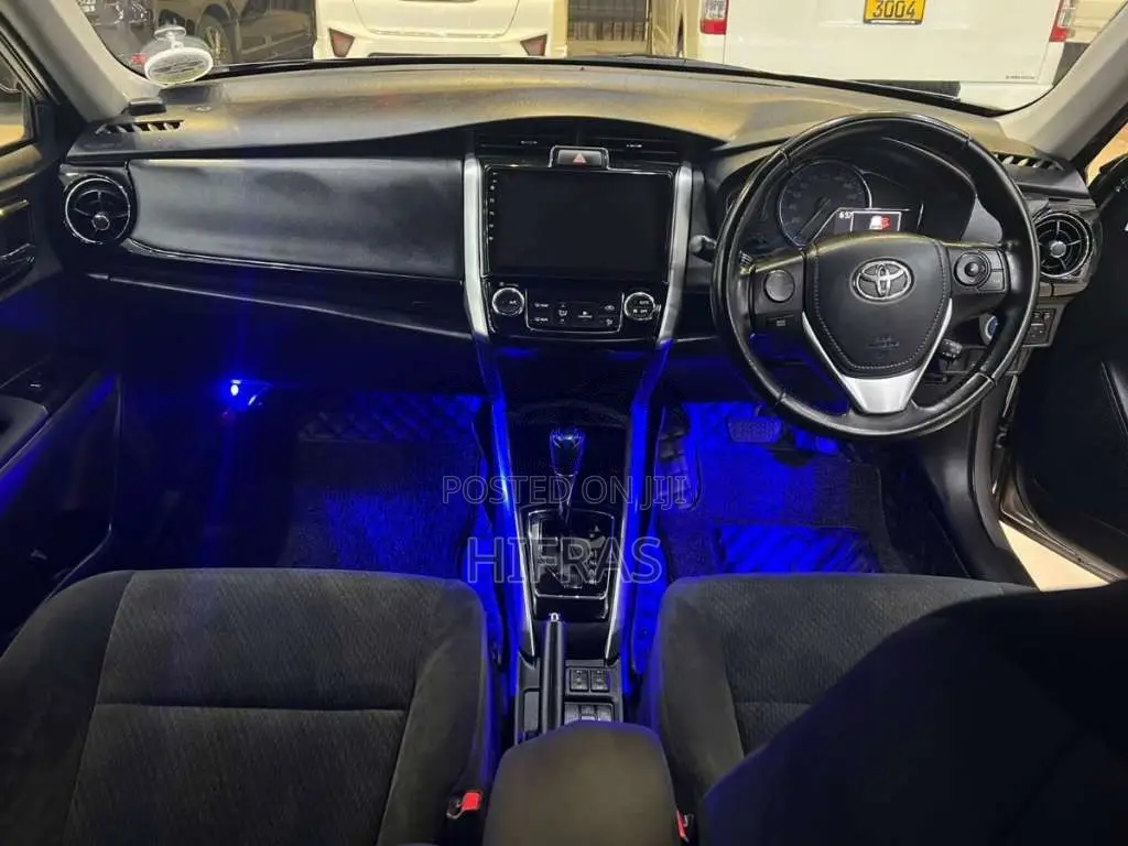 Toyota Toyota 2018 Car (Used)
