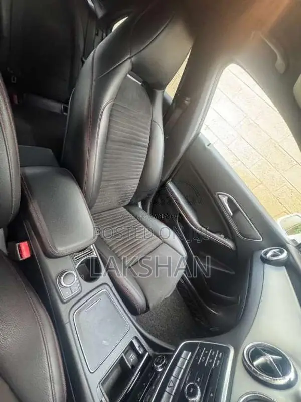 Mercedes-Benz CLA 180 2017 Car (Used)