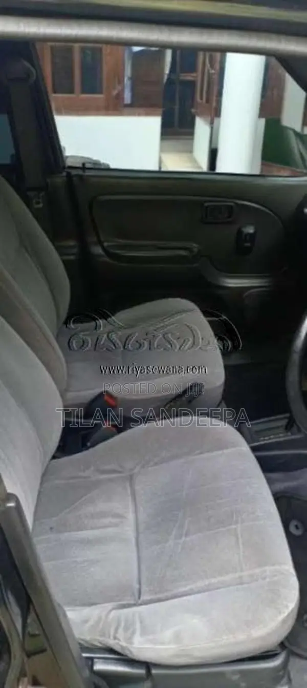 Daihatsu Mira 2000 Car (Used)