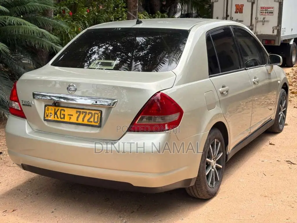 Nissan Tiida 2008 Car (Used)