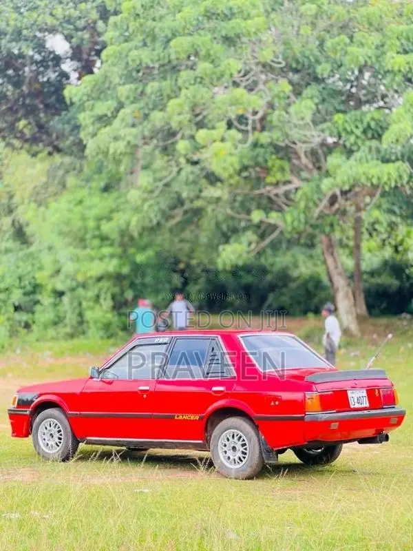 Mitsubishi Lancer Box 1980 Car (Used)