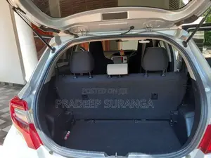 Toyota Vitz 2016 Car (Used)