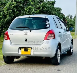 Toyota Vitz 2008 Car (Used)
