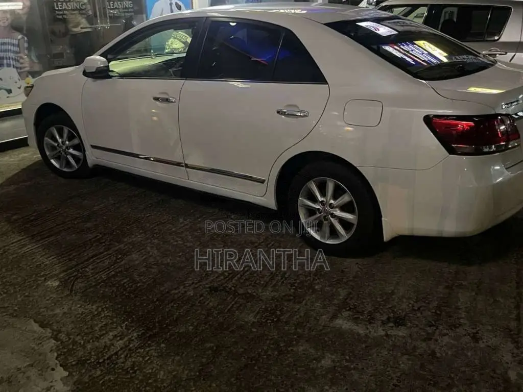 Toyota Premio 2017 Car (Used)
