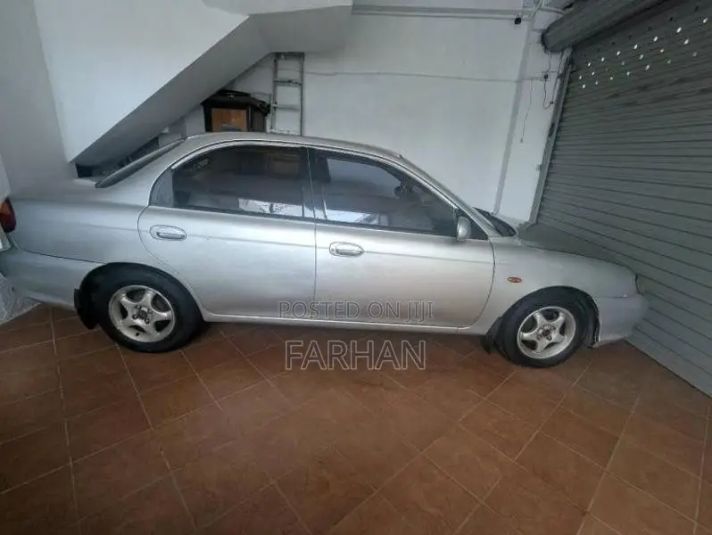 Kia Sephia 2000 Car (Used)