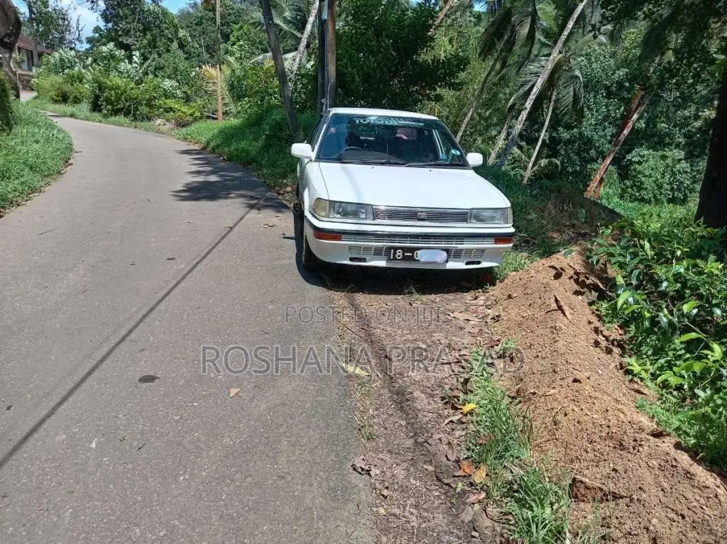 Toyota Corolla 1988 Car (Used)