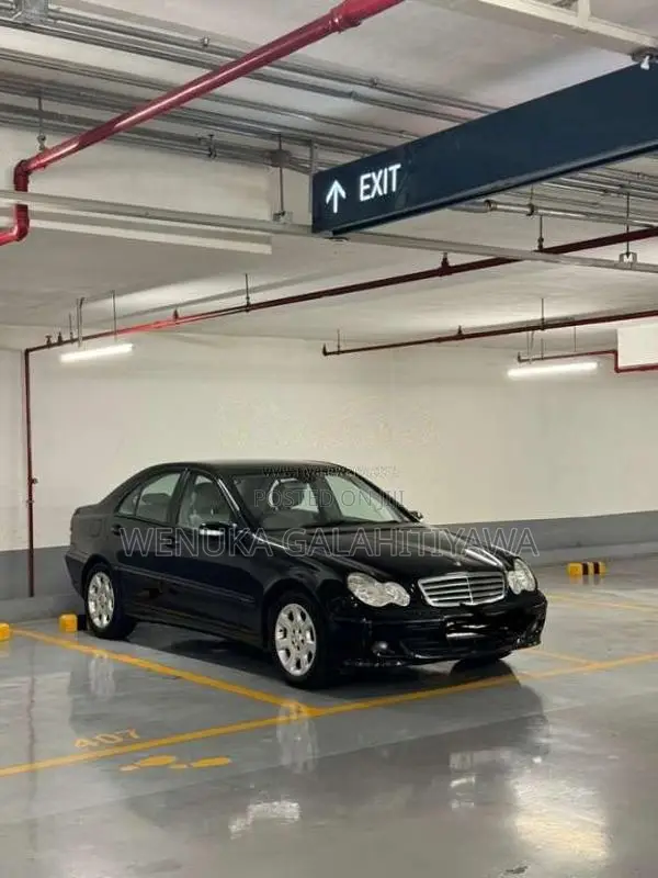 Mercedes-Benz C230 2006 Car (Used)