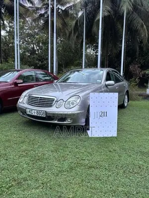 Mercedes-Benz W211 2005 Car (Used)