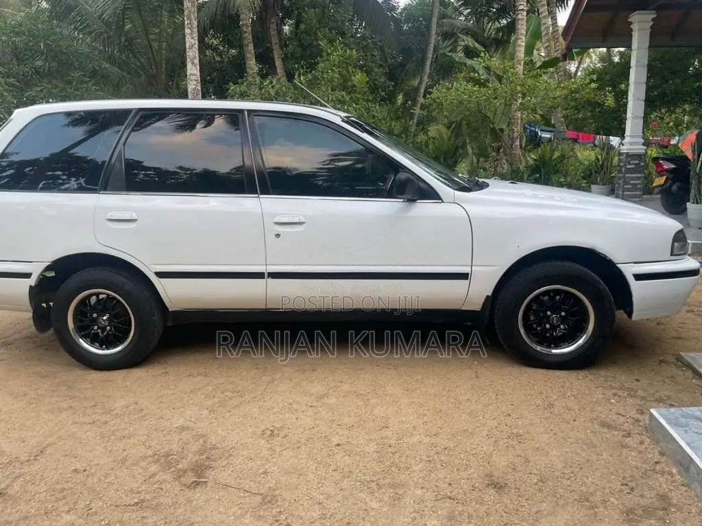 Nissan Wingroad 2002 Car (Used)