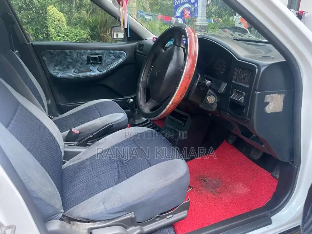 Nissan Wingroad 2002 Car (Used)