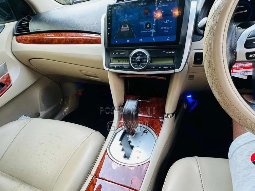 Toyota Premio 2013 Car (Used)