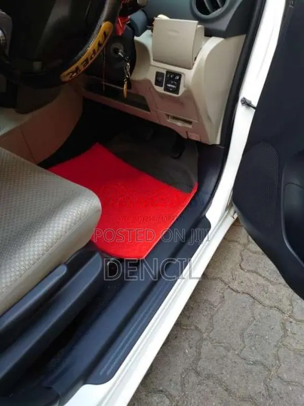 Toyota Belta 2011 Car (Used)