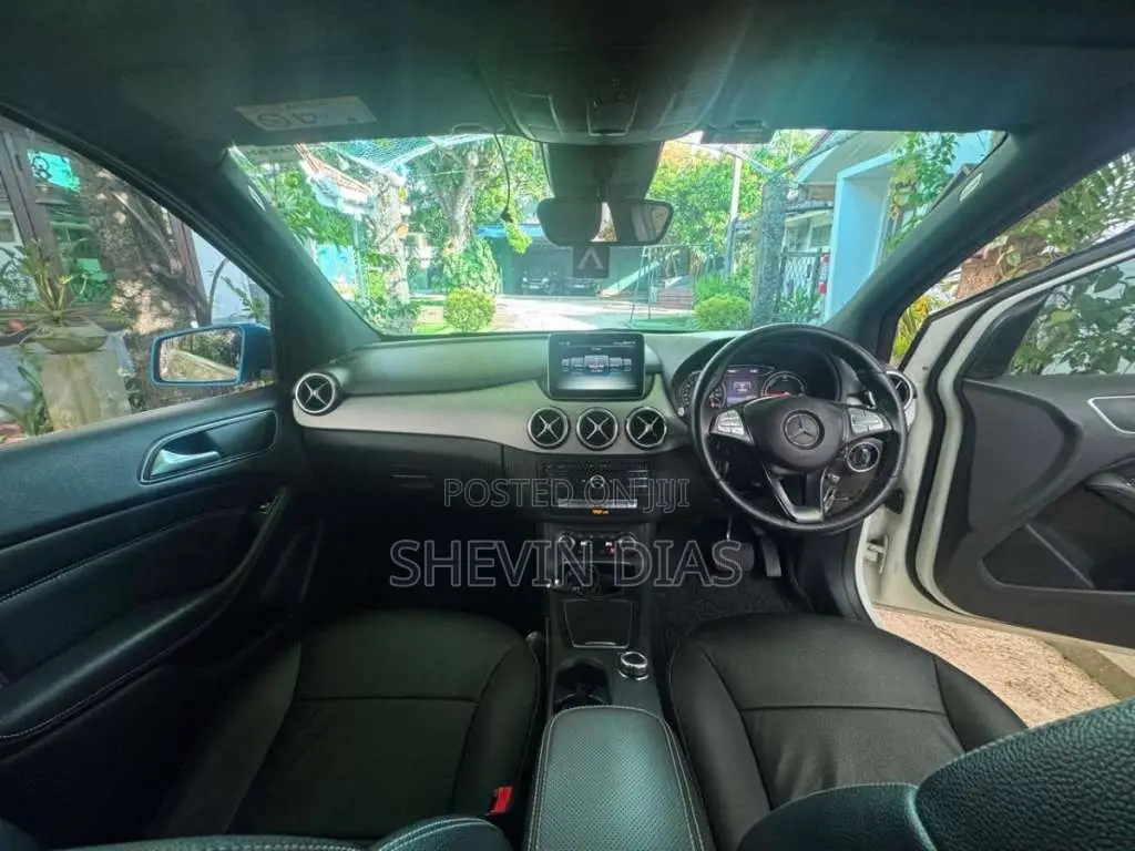 Mercedes-Benz B250e 2015 Car (Used)