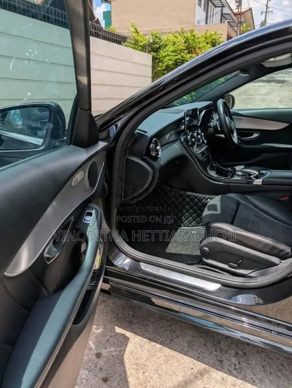 Mercedes-Benz C200 2019 Car (Used)