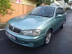 Nissan N16 1999 Car (Used)