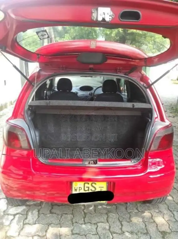Toyota Vitz 1999 Car (Used)