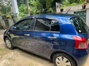 Toyota Vitz 2009 Car (Used)