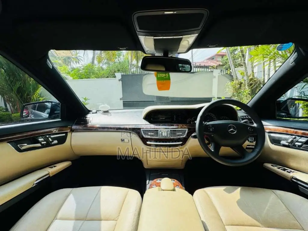 Mercedes-Benz S300 2009 Car (Used)