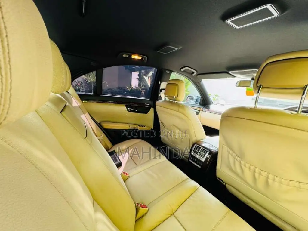 Mercedes-Benz S300 2009 Car (Used)