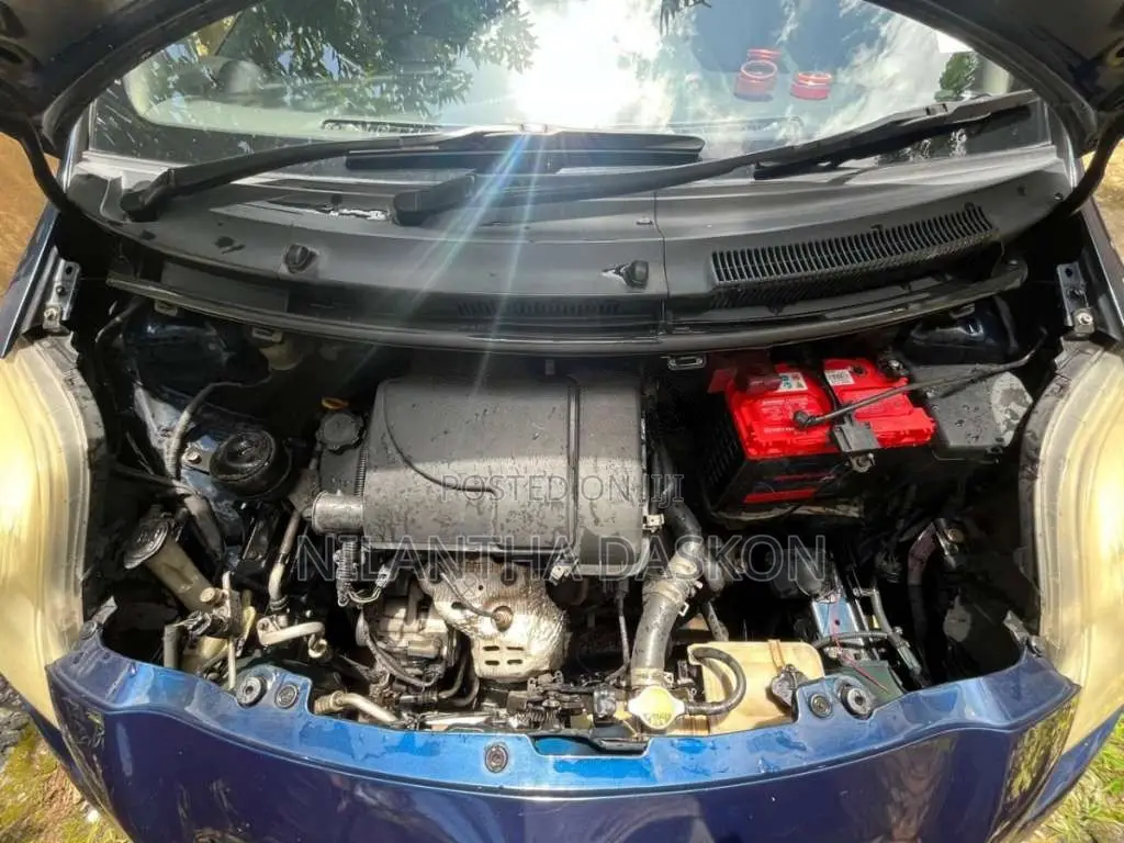 Toyota Vitz 2009 Car (Used)