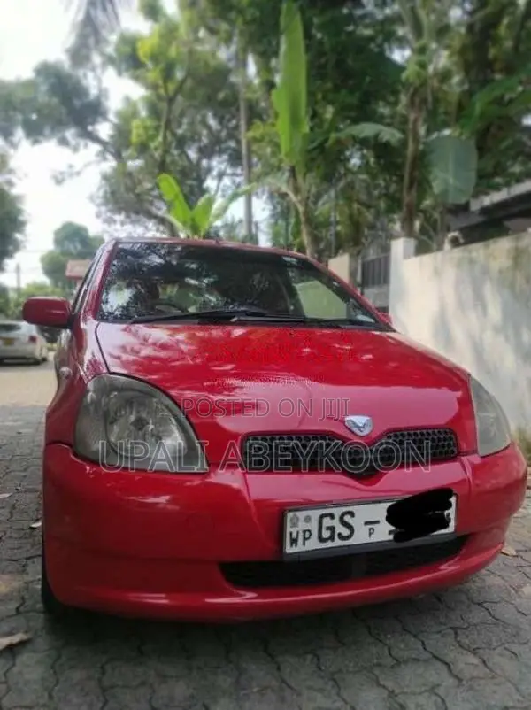 Toyota Vitz 1999 Car (Used)