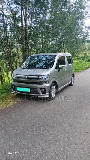 Suzuki Wagon R FZ 2018 Car (Used)