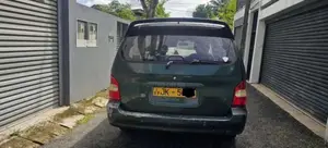Kia Carnival 2000 Car (Used)
