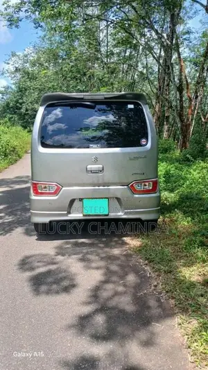Suzuki Wagon R FZ 2018 Car (Used)