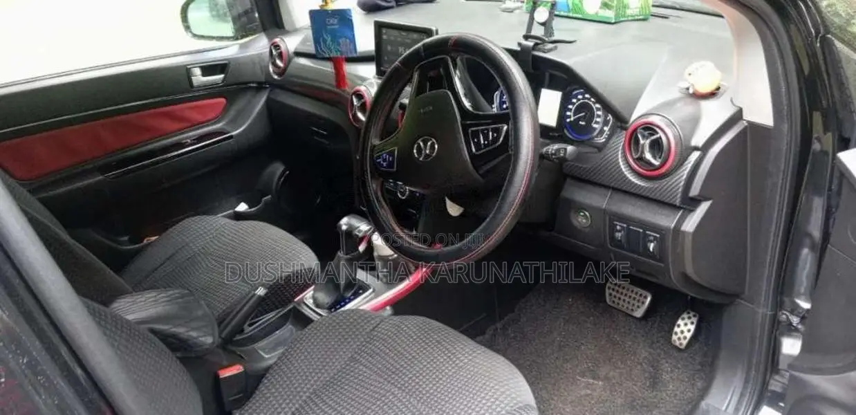 Micro Baic X25 2018 Car (Used)